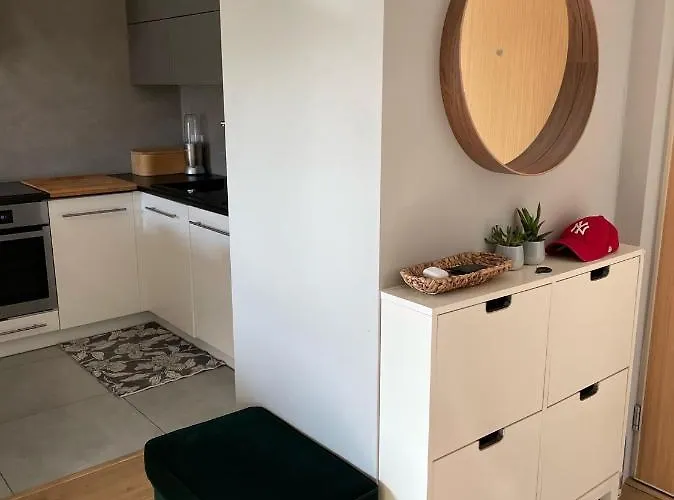 Royal Park Lazienki - Terrace Boutique Varsó