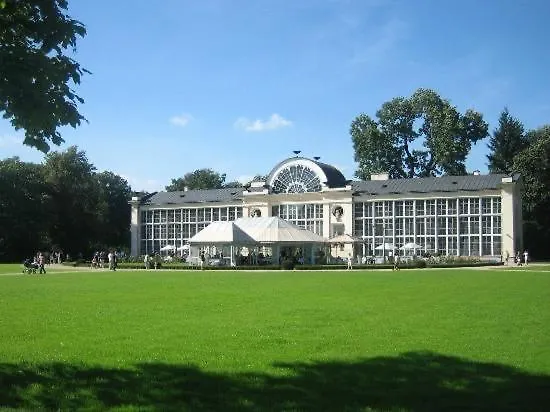 Royal Park Lazienki - Terrace Boutique Apartman