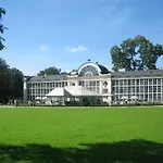 Royal Park Lazienki - Terrace Boutique Apartman